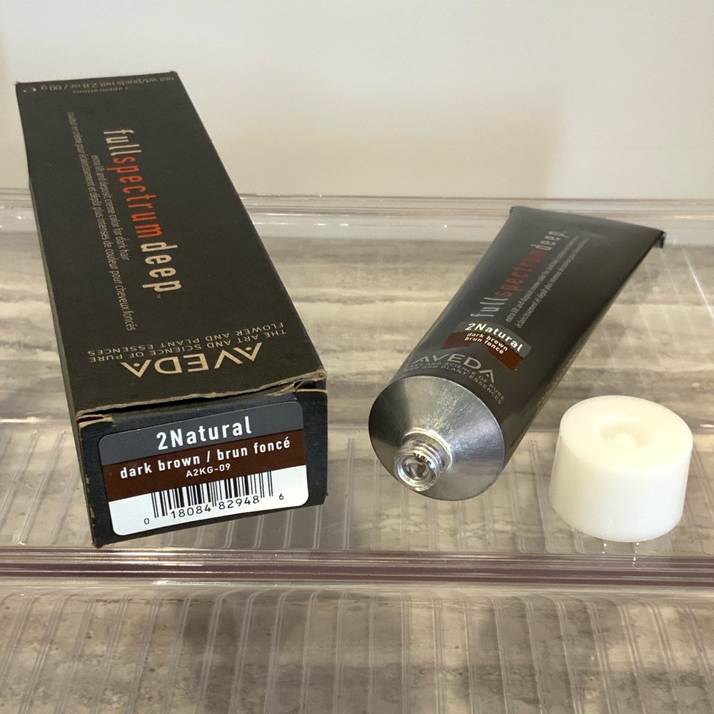 Aveda Full Spectrum Deep Extra Lift and Deposit Crème Color 2N